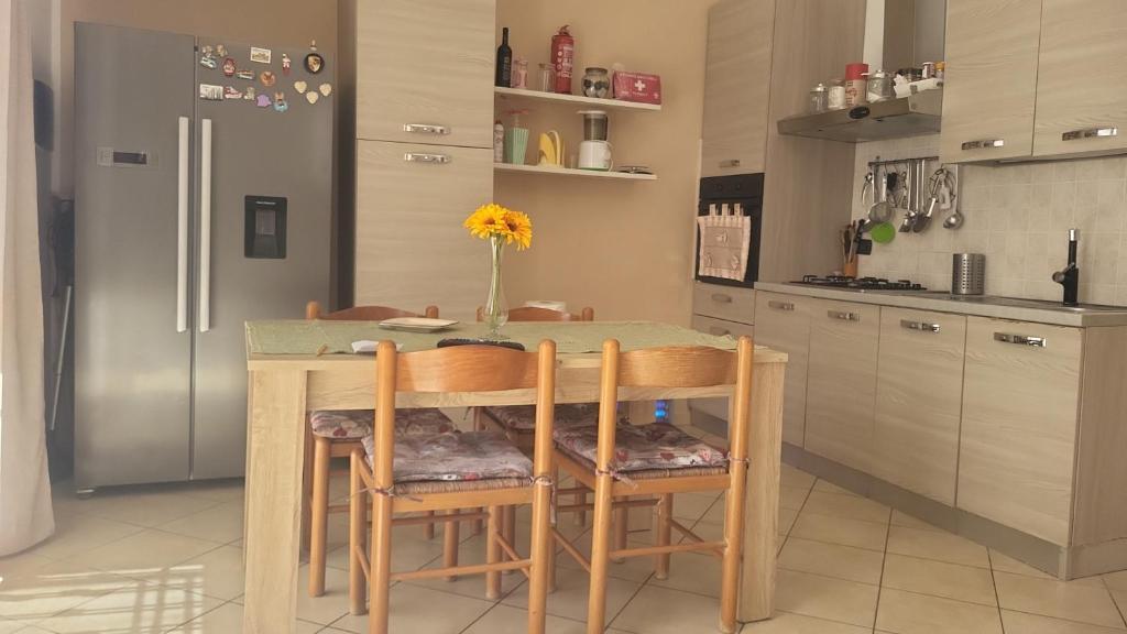 Cucina moderna attrezzata con lavastoviglie Apartment Gaia
